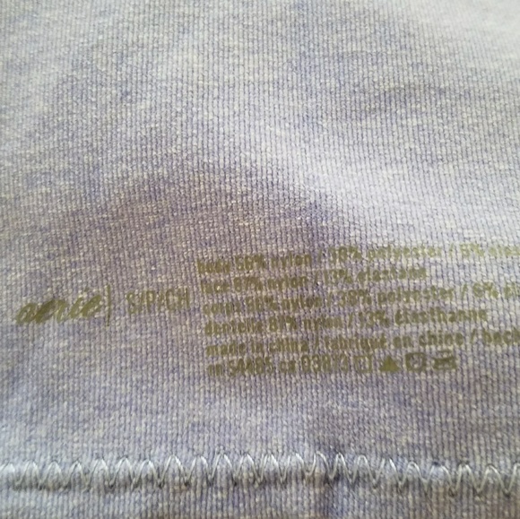 Aerie yoga top - Picture 3 of 3